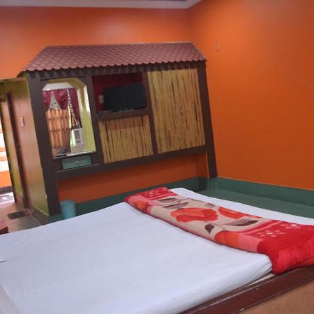 Hotel Golden Palace Kendrapara Luaran gambar